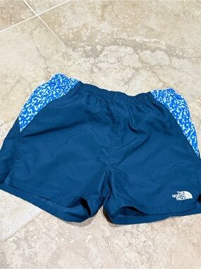 The North Face Navy Blue Girl Shorts Size Large